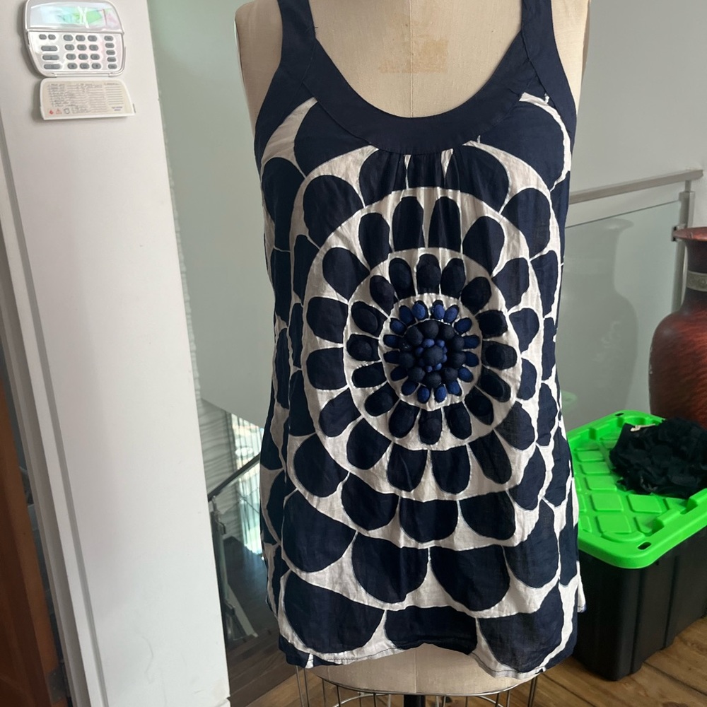 cute cotton sleeveless top size small with fabric embroidery flower front